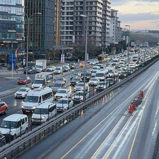 İstanbul'da trafik kilit! İşte o arterler...