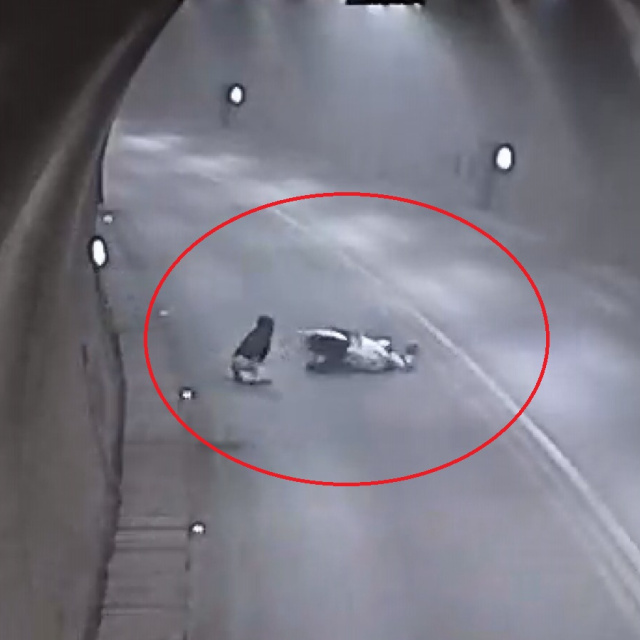 Tünelde takla attı! Facia kıl payı!