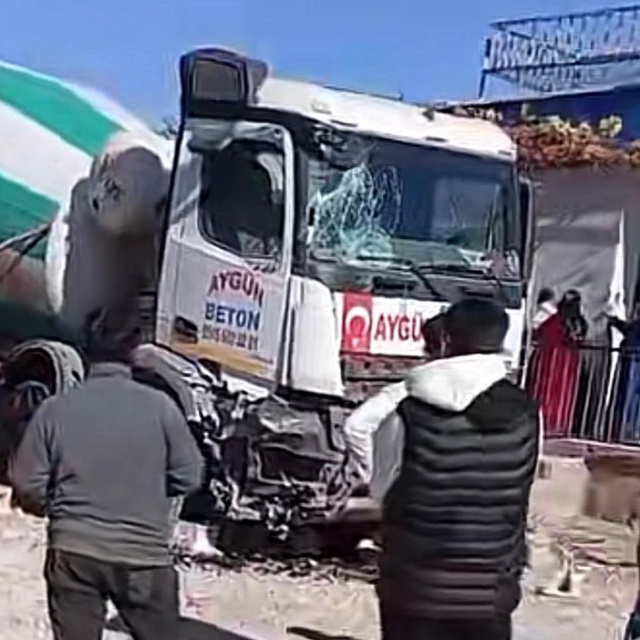 Bahçeye giren beton mikseri 1 can aldı