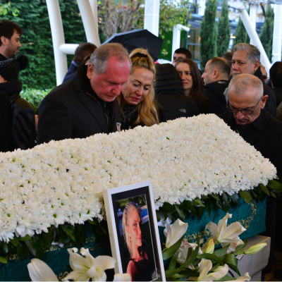 Son yolculuğuna uğurlandı