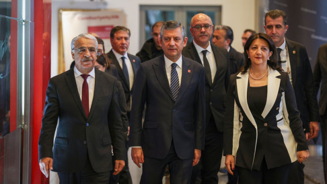 DEM Parti heyetinden CHP'ye ziyaret