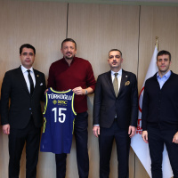 Fenerbahçe'den TBF Başkanı Türkoğlu'na ziyaret!
