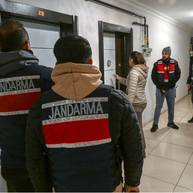 7 ilde 7 ayrı operasyon!