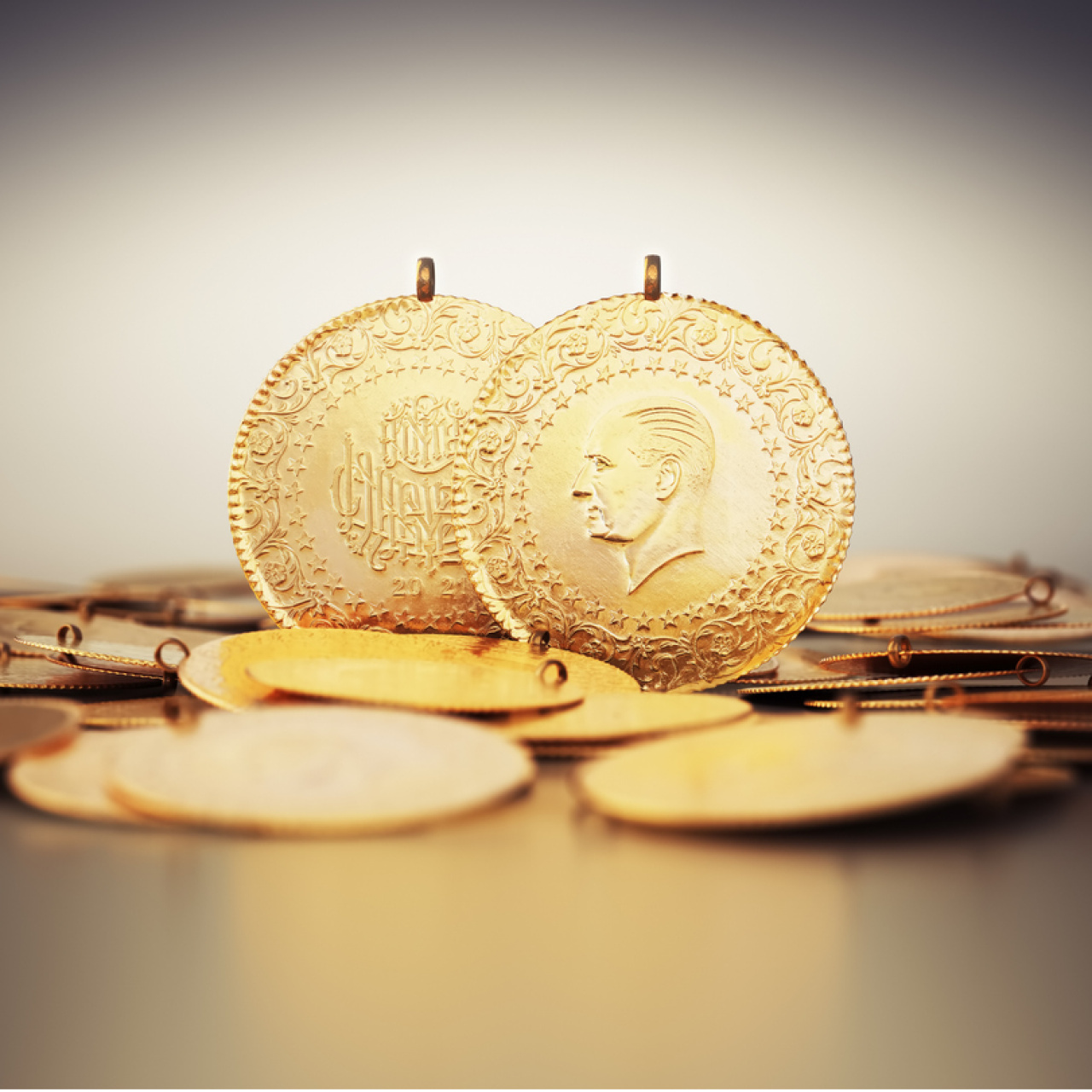 Altın rekora doymuyor