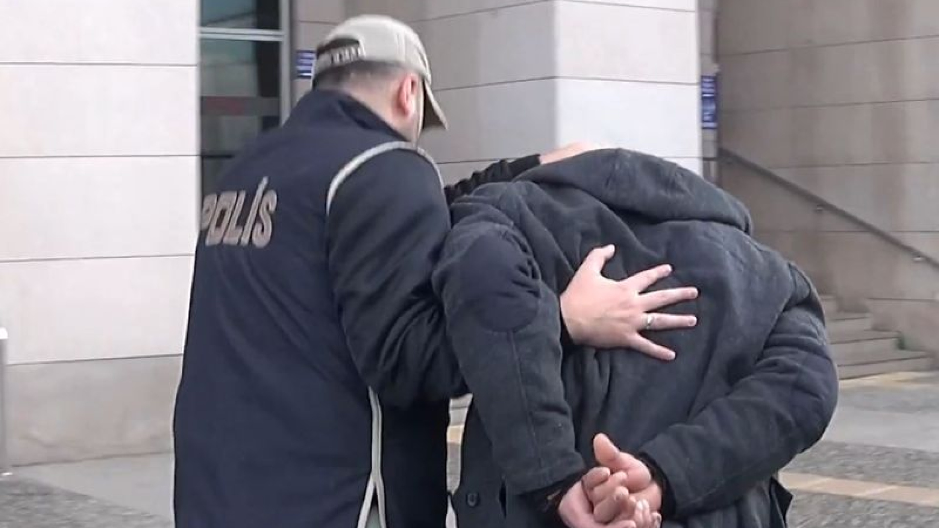 Ankara'da DEAŞ'a Finans Sağlayan 10 Kişi Gözaltında