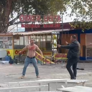 Kaçak bici biciciler yıkıma direndi!