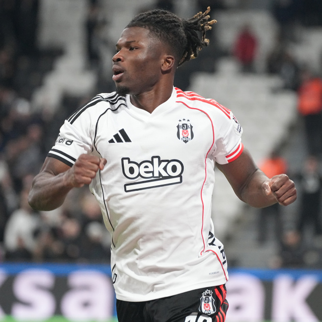 El Bilal penaltı kaçırdı, Mali berabere kaldı