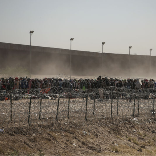 ABD göçmenlerin ülkeden ayrılması için teşviki artırdı