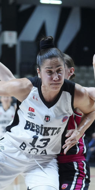 Beşiktaş'tan ayrıldı, F.Bahçe'ye imza attı