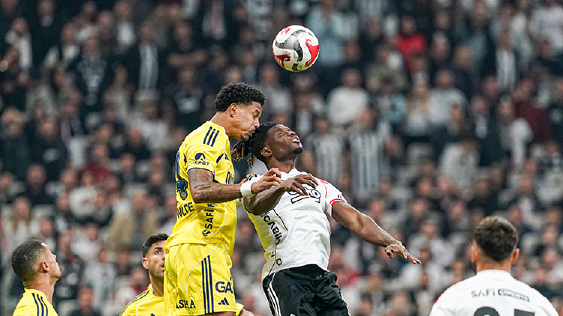 Fenerbahçe - Beşiktaş maçı ne zaman, saat kaçta? Ziraat Türkiye Kupası Fenerbahçe - Beşiktaş derbisi hangi kanalda?