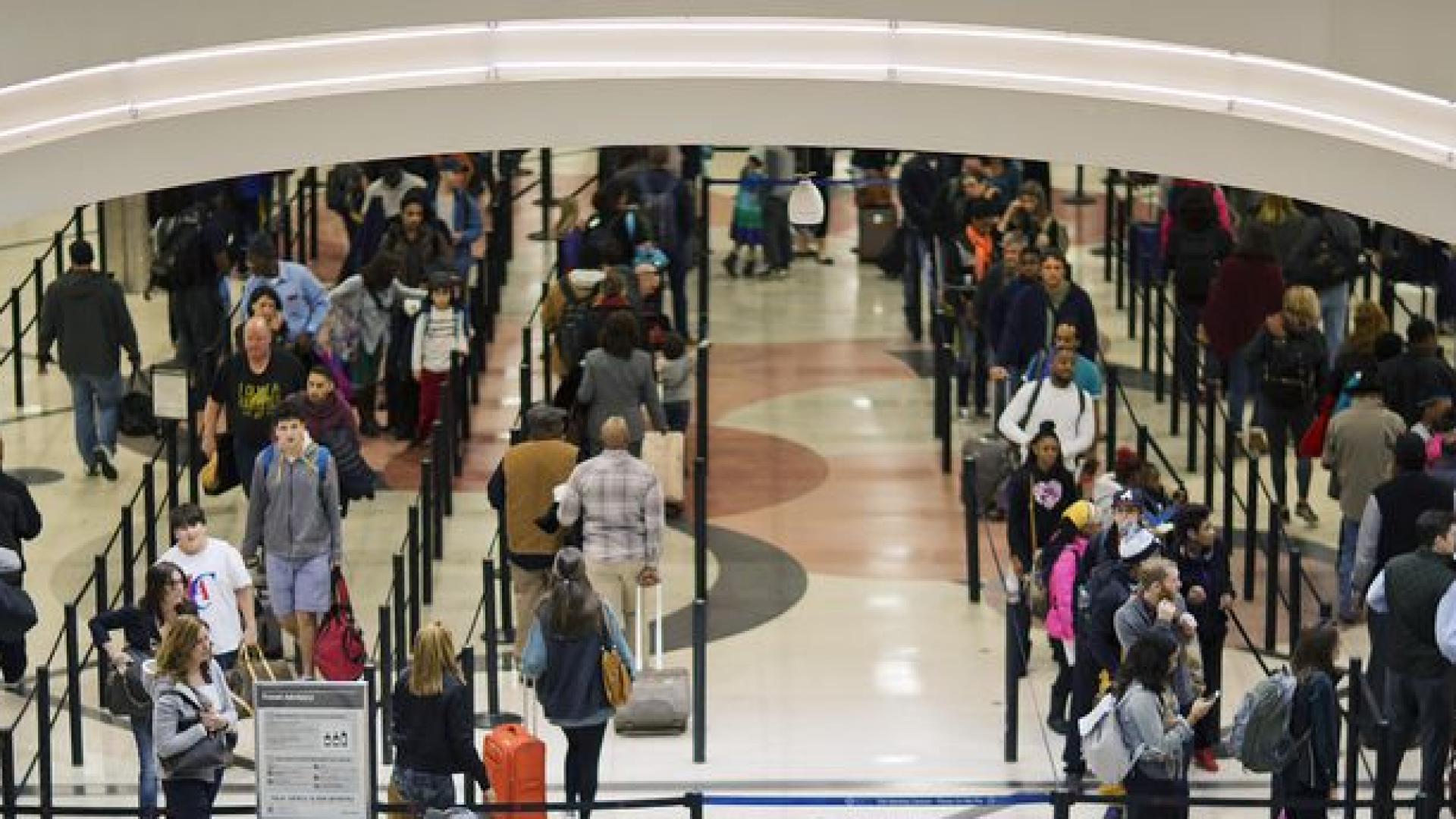 "H-1B" çalışma vizelerinde yeni uygulamaya geçilecek | Dış Haberler