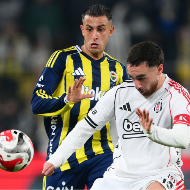 Bartuğ Elmaz, derbiye devam edemedi!