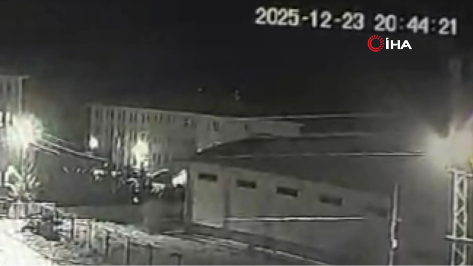 Libya heyetinin olduğu jet düştü