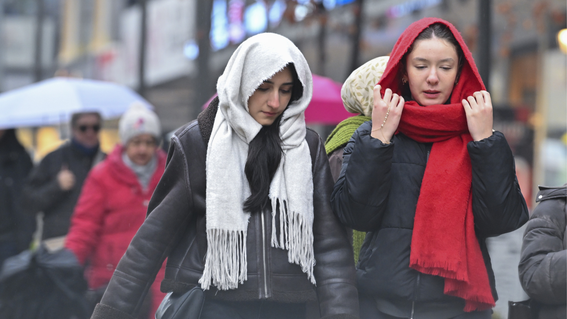 Son dakika: Meteoroloji'den Akdeniz ve Karadeniz için sağanak yağmur uyarısı | Son dakika haberleri