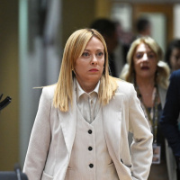 Meloni'den "2026 daha zor olacak" mesajı