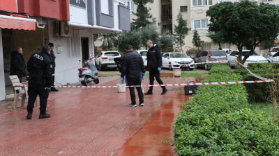 Anne ve oğlu bir gün arayla düşüp öldü!