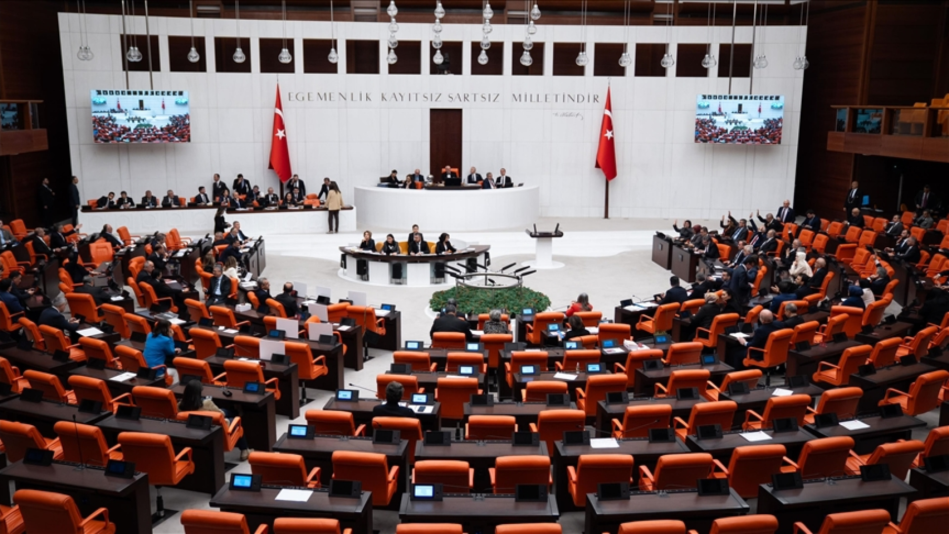 11. Yargı Paketi Kabul Edildi: Deprem Suçları Kovid Düzenlemesinden Çıkarıldı