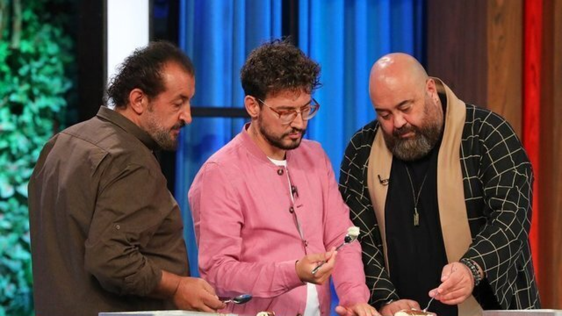 MasterChef kim kazandı? 24 Aralık 2025 Çarşamba MasterChef altın önlüğün sahibi kim oldu, önlüğü hangi yarışmacı aldı?