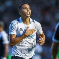 Beşiktaş'a Sambacı stoper!