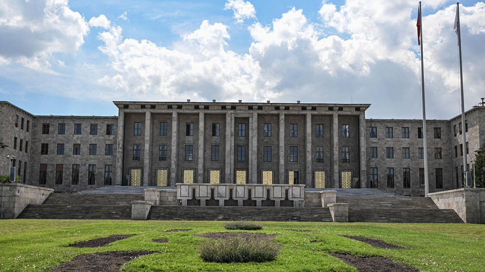 TBMM'deki tacize 16'şar yıl hapis istemi