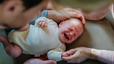 Bebeklerin atak haftalarında neler yapmalı?