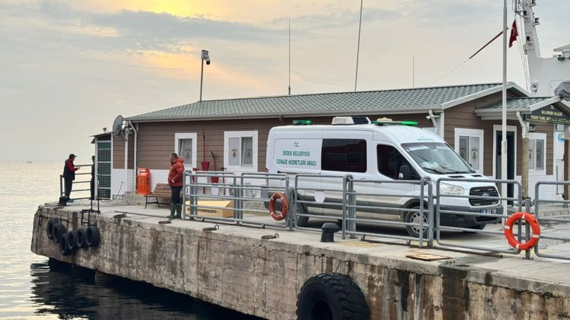 Balık avlamak için denize dalan emekli astsubay hayatını kaybetti