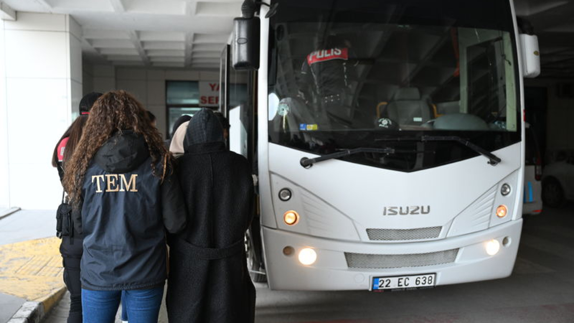 Son dakika: FETÖ'nün "kamu mahrem yapılanması"na yönelik soruşturmada 20 şüpheli hakkında gözaltı kararı