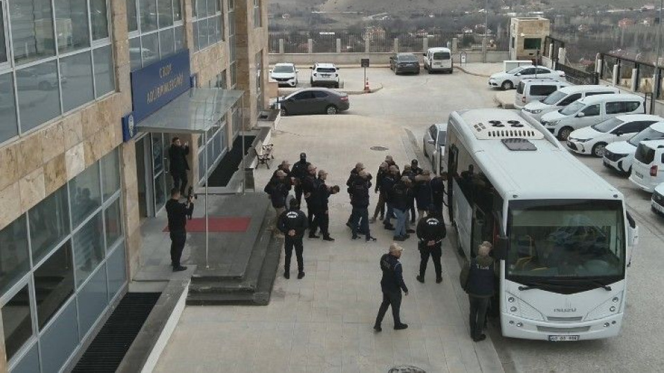 İstanbul'da DEAŞ'a darbe: 115 şüpheli yakalandı!