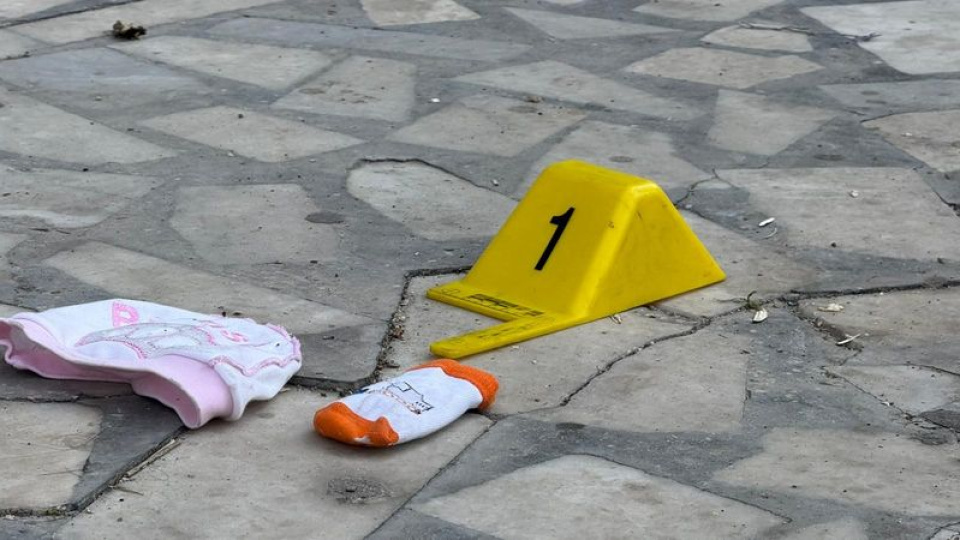 Anne 3 aylık bebeğini 4. kattan bıraktı!