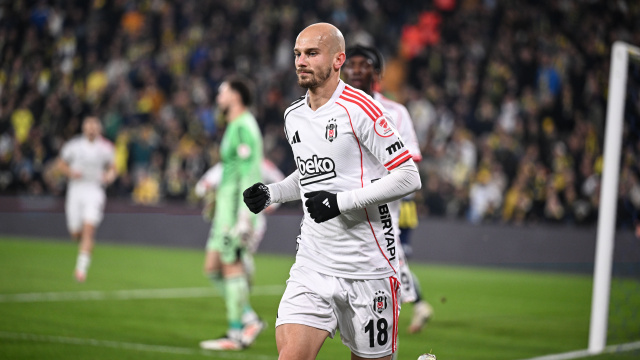 Rafa Silva yoksa Cerny var!