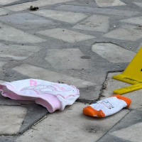 Anne 3 aylık bebeğini 4. kattan bıraktı!