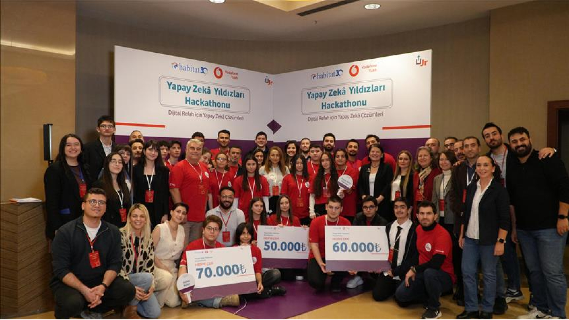 Yapay Zekâ Yıldızları Hackathonu'nda Kazananlar Belli Oldu: 9 İlden 10 Takım Yarıştı