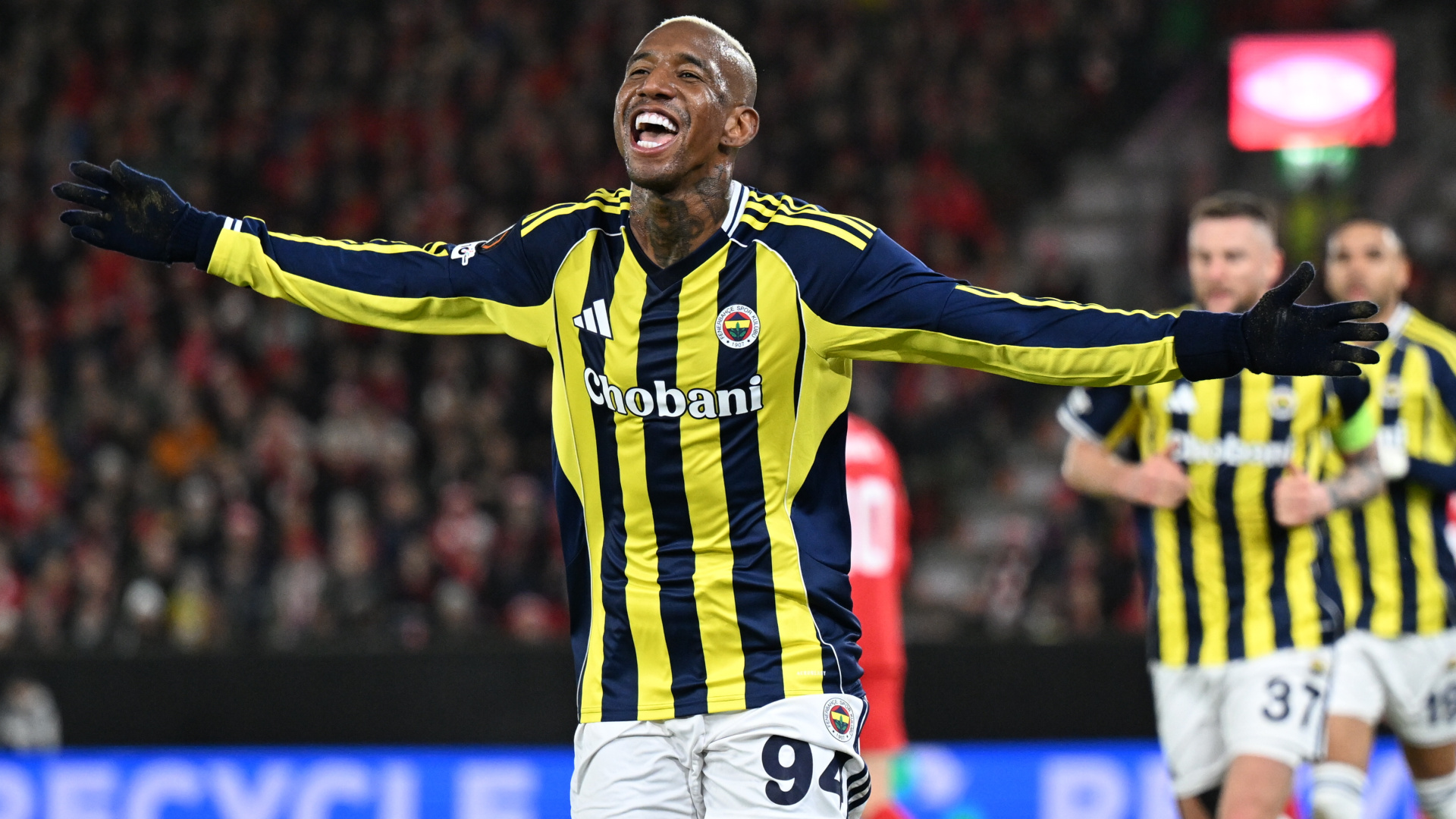Anderson Talisca'dan Brezilya'ya dönüş sorusuna yanıt! - Fenerbahçe Haberleri