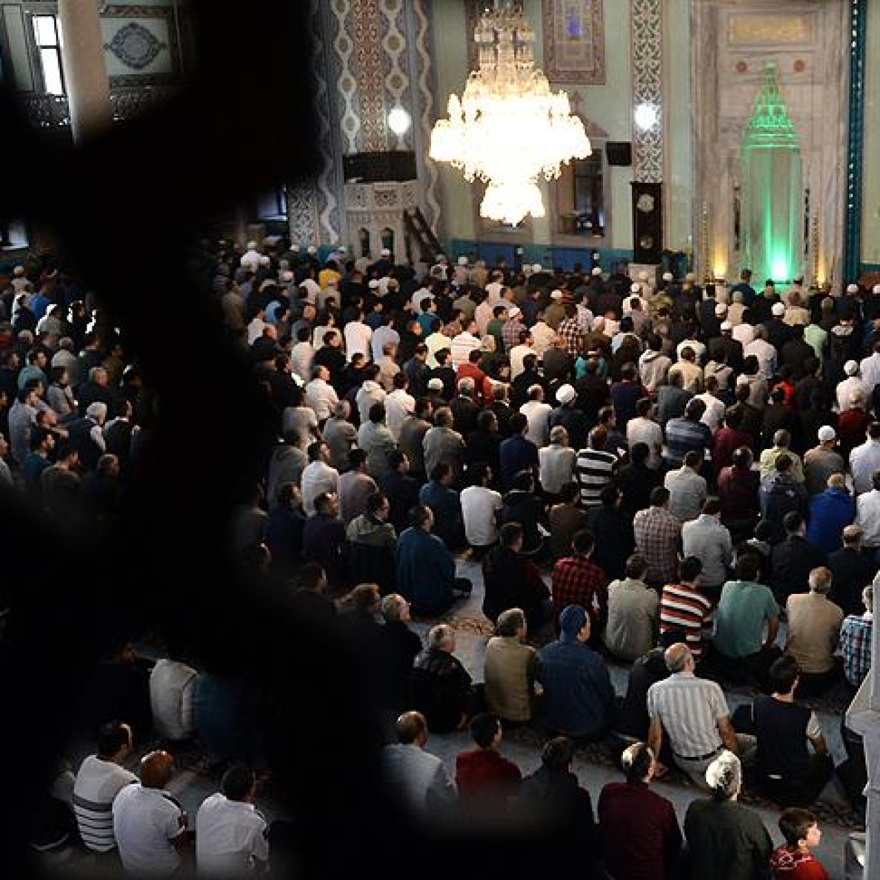 Cuma namazı kılınış anlatımı