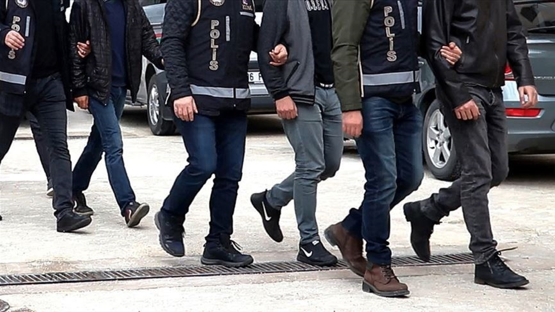 Uşak'ta Tefecilik Operasyonu: 5 Gözaltı, 58 Milyon Liralık İşlem Tespiti