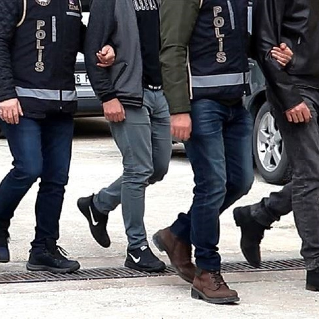 Uşak'ta tefecilik operasyonu: 5 gözaltı