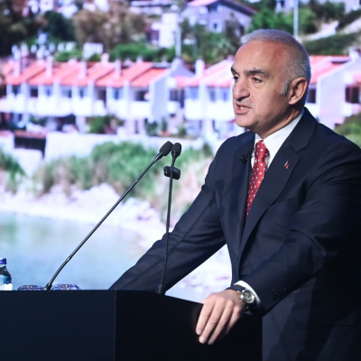 "Dizilerimizi 1 milyar kişi izliyor"