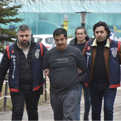 Ağabeyini kalbinden bıçakladı! Katil kardeşten ilk ifade!