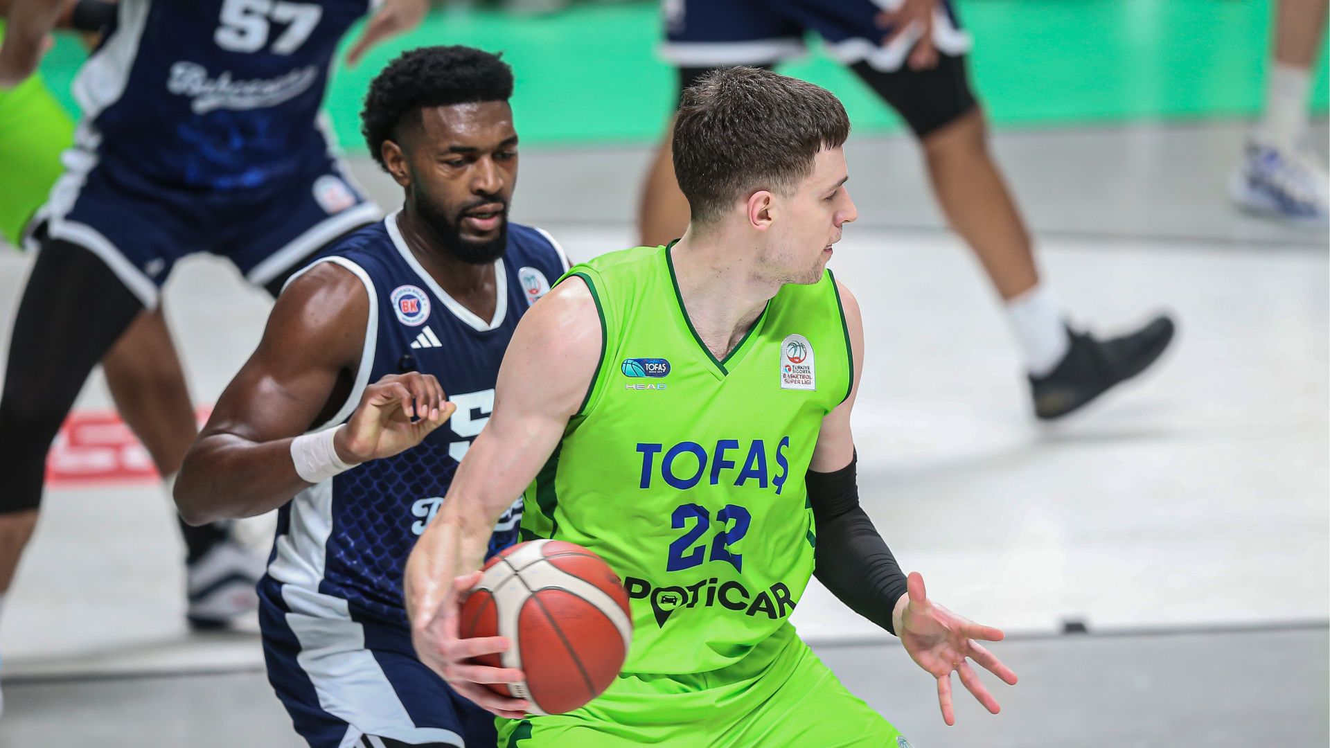 TOFAŞ, Bahçeşehir Koleji'ni 92-82 Mağlup Etti