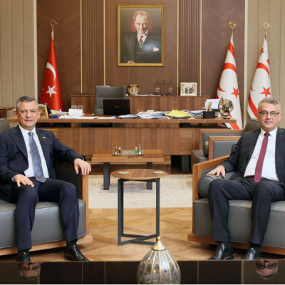 CHP Genel Başkanı Özel, Erhürman'la görüştü