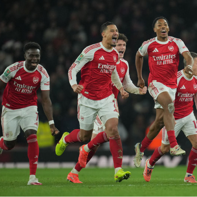 Arsenal evinde hata yapmadı!