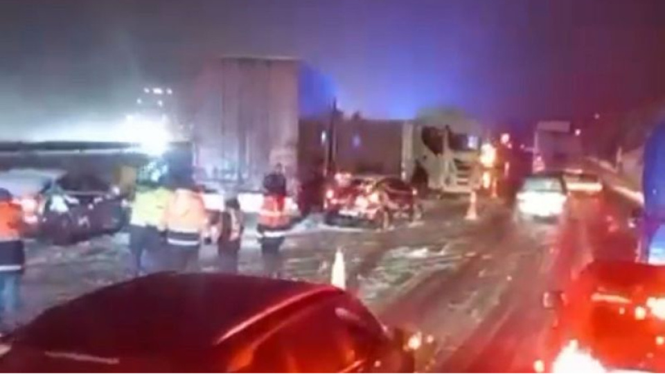 Bolu Tüneli'nde zincirleme kaza