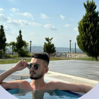 Sokak ortasında silahlı kavga: 1 ölü