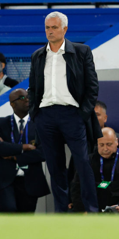 Mourinho'lu Benfica zirve yarışında yara aldı!