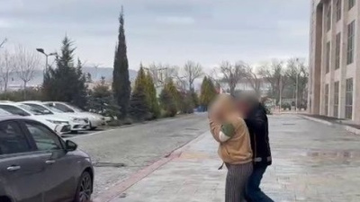 Midesinden 1 kilogram uyuşturucu çıkan zanlı tutuklandı