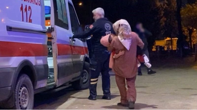 Üzerine şifonyer devrilen çocuk yaralandı