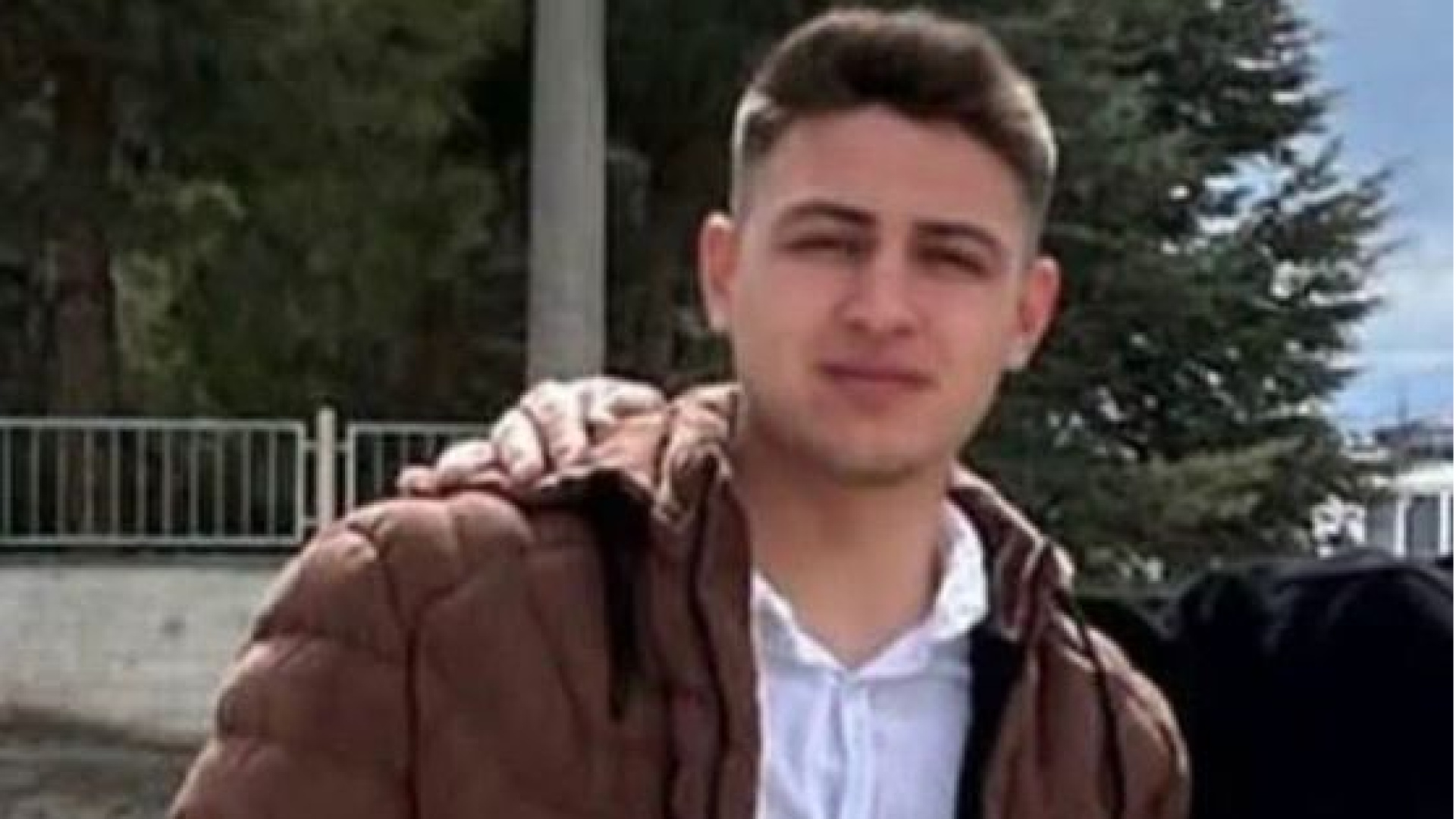 Denizli'de Acı Kayıp: 19 Yaşındaki Süleyman Çelen Trafik Kazasında Hayatını Kaybetti