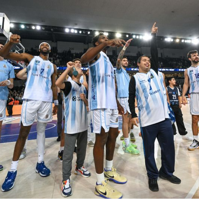 Türk Telekom, Karadağ ekibine konuk oluyor!