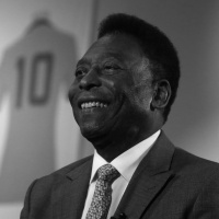 Pele vefatının 3. yılında anılıyor