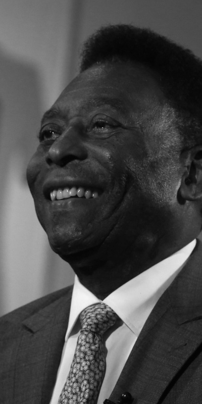Pele vefatının 3. yılında anılıyor